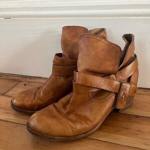 UGG Tan Leather Heeled Boots